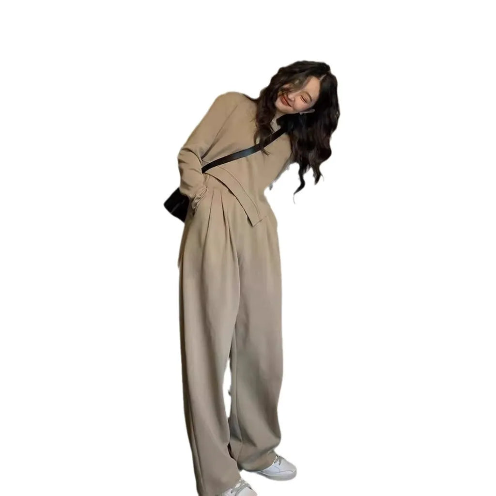 Women's khaki brown sports suit with long sleeves and matching trousers