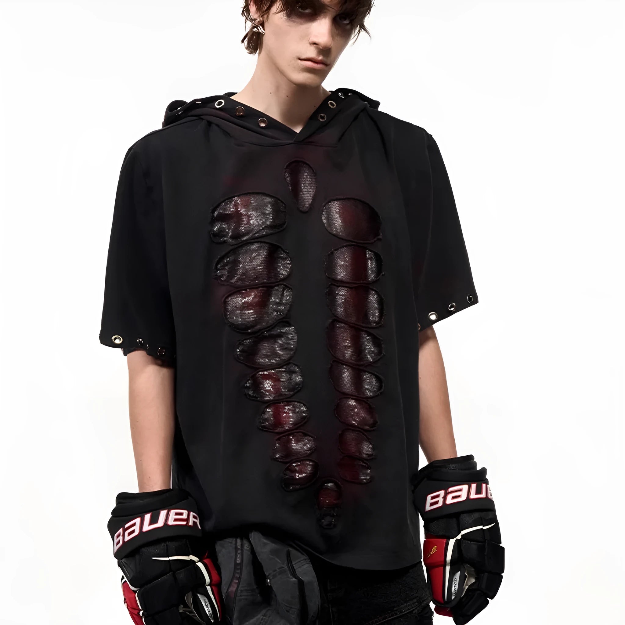 Black men's loose-fitting hooded t-shirt with short sleeves and cut sequins detail.