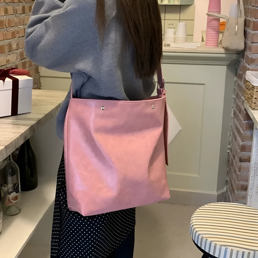 Corduroy single-shoulder commuter bag in pink or brown with PU lining, 39cm length