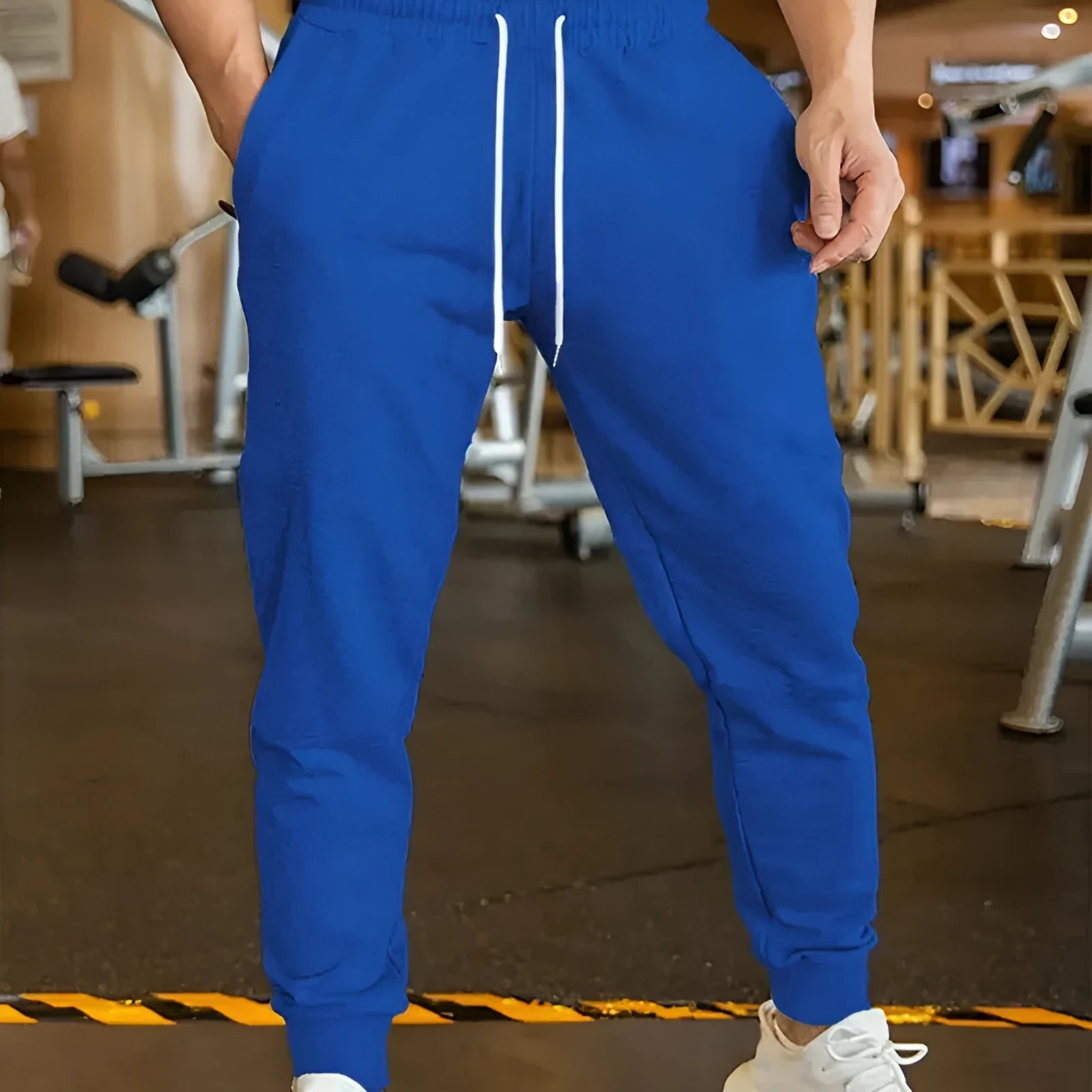 Men's linen leisure trousers with drawstring waist in loose fit design