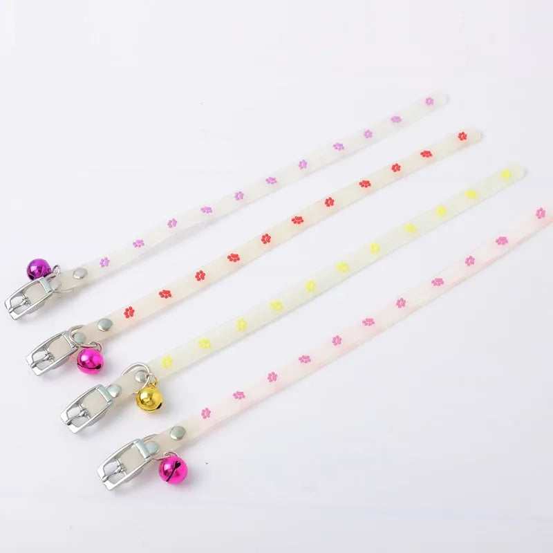 Adjustable luminous cat collar with silicone rope chain and metal bell in one of four pattern styles