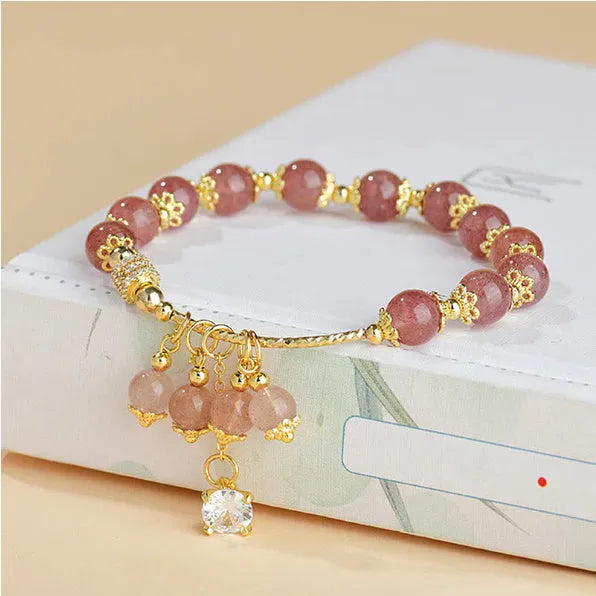 Pink strawberry quartz heart-shaped women's bracelet with natural pearl accents