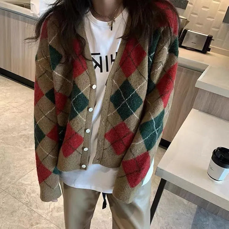 Casual knitted cardigan coat in macaron colours: pink, green, black, light khaki, dark khaki.
