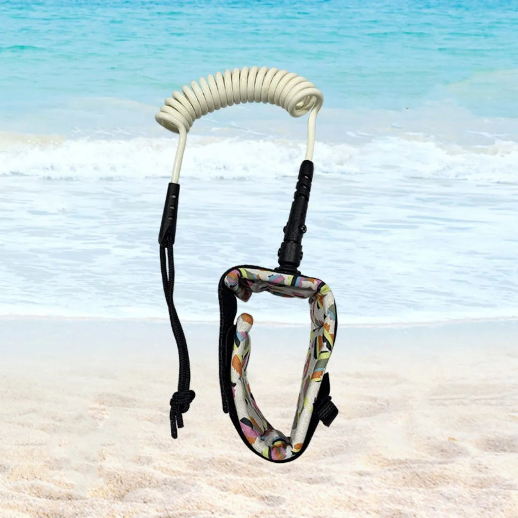 Surfboard hand holding rope showing high elasticity and marine construction for 50kg maximum tension