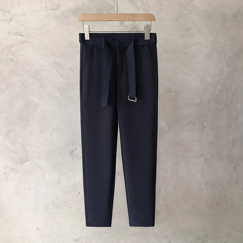 Boys slim straight wool trousers with tapered fit and straight leg opening in black colour