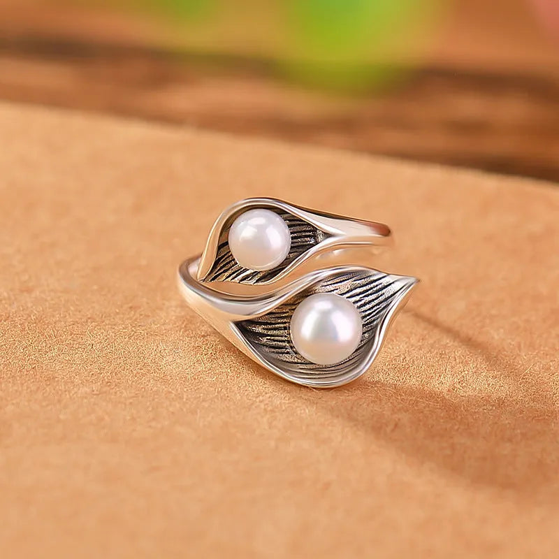 Silver adjustable ring with pearl inlay geometric calla ball design for women