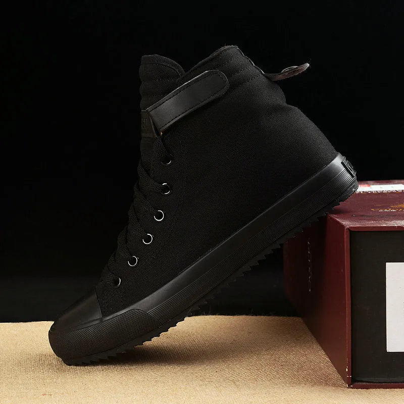 Velcro student canvas shoes in high-top design with canvas upper and vulcanised rubber sole