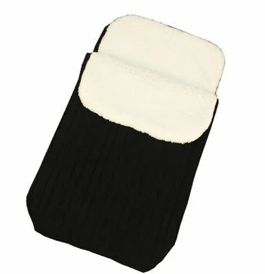 Envelope-style baby stroller sleeping bag in a plain colour with thick cotton wool filling and lamb cashmere lining.