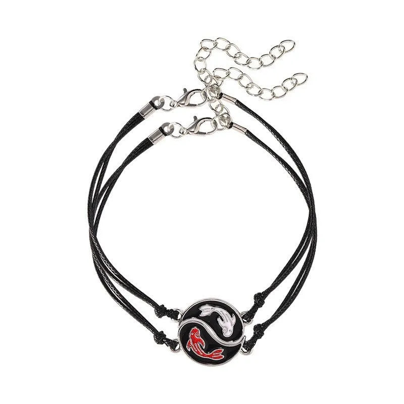 Geometric eight-diagram alloy bracelet with electroplated metallic finish