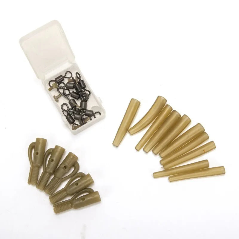 European carp fishing accessory set card with 30 pieces including anti-winding pipes and threaded hoses