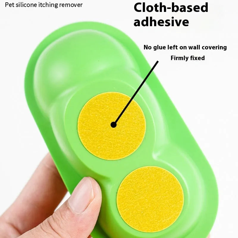 Cat self-service scratching toy 14x6.5cm made from ABS and TPE in yellow