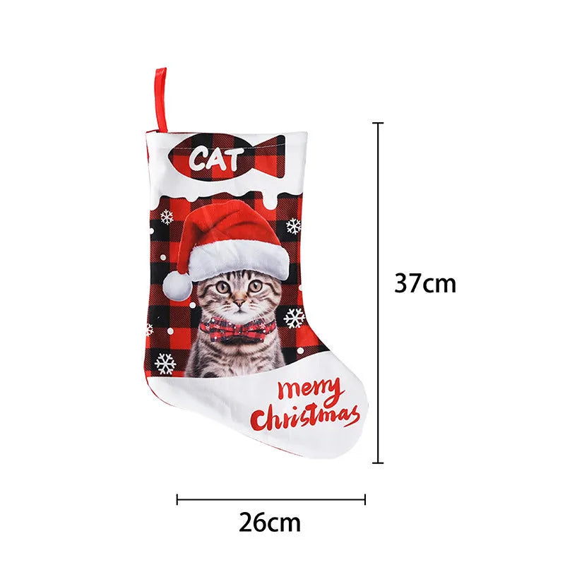Green and black plaid cat design cloth Christmas decoration measuring 26 by 36 centimetres