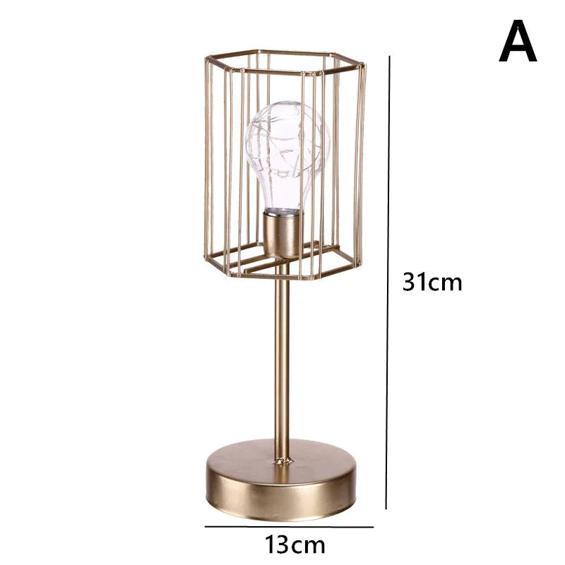 Geometric candle pendulum shaped decorative light ornament in electroplated iron with a Nordic style.