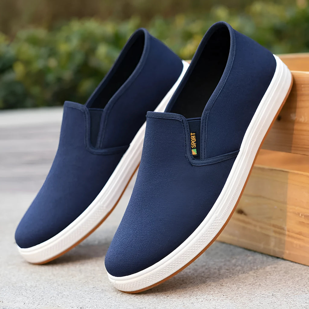 Men's black and blue canvas slip-on shoes with round toe and shallow cutting depth