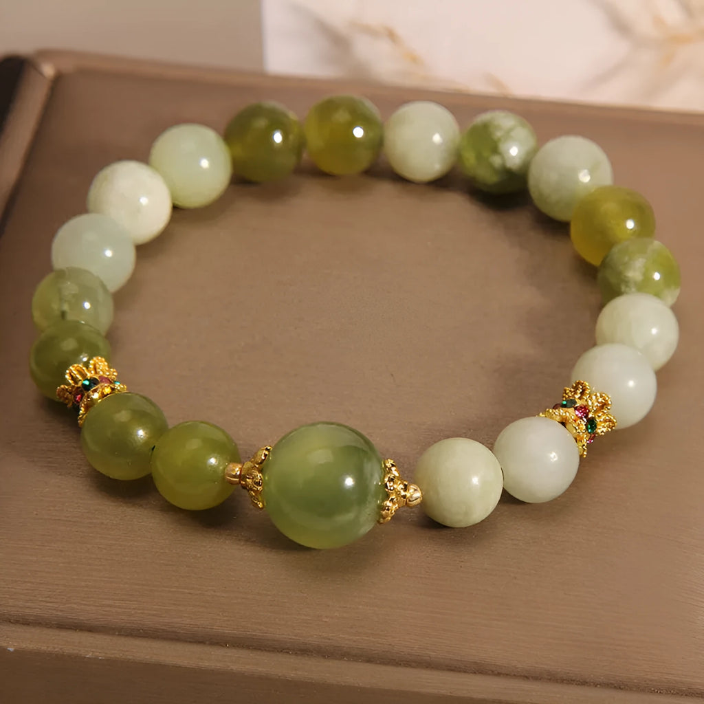 Xiuyan jade green women's bracelet with original design on wrist