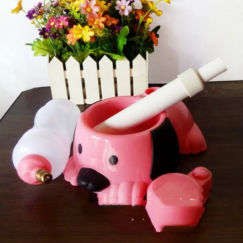 Adjustable rod lift pet drinking bowl in plastic with height adjustment to 42cm