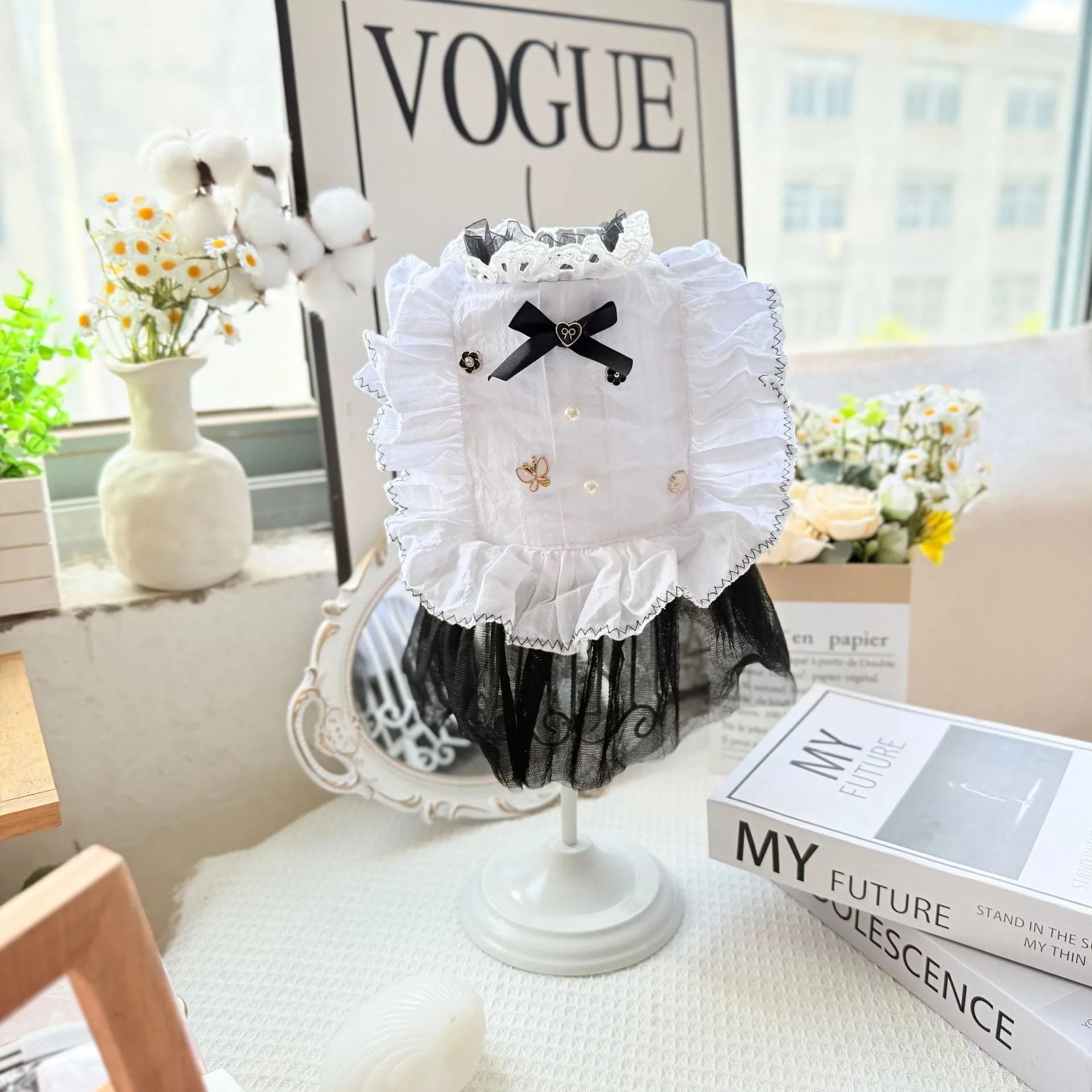 White polyester waltz gauze skirt for small dogs, princess style decorative pet clothing