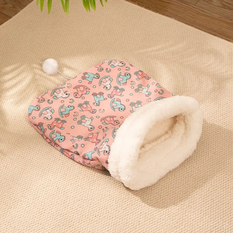 Flannel pet sleeping bag nest measuring 50x40 cm with rabbit, Trojan or stripe patterns