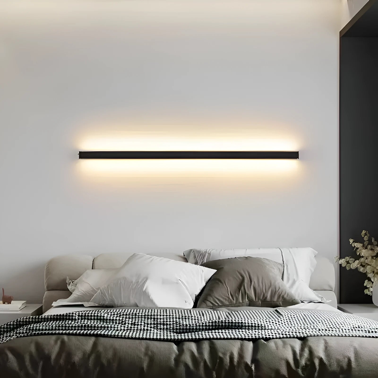 80cm long black aluminium LED strip wall lamp with touch control for three light colours