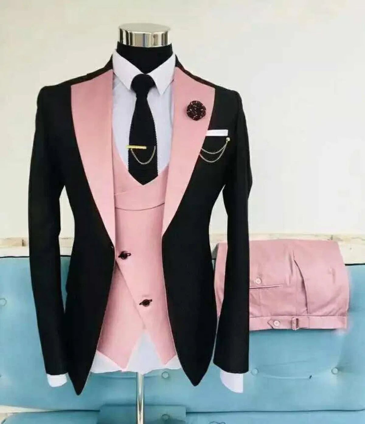 Men's slim fit cotton business suit set showing coat vest trousers