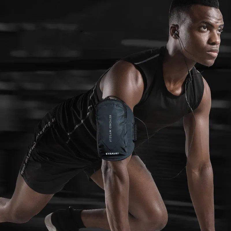 Reflective running arm bag for mobile phones with 7 inch capacity