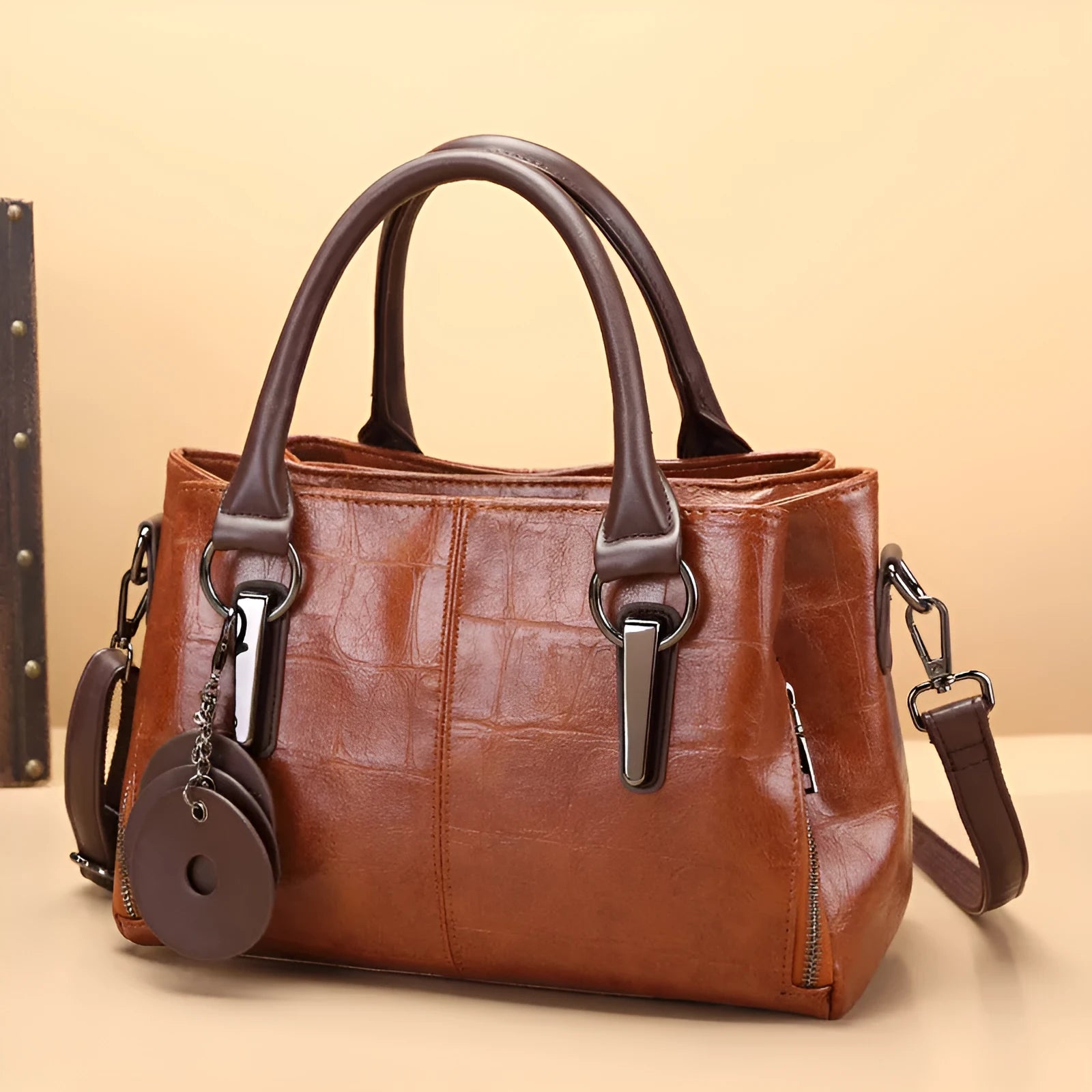 Women's PU leather shoulder bag with horizontal square shape and open pocket in vintage brown colour