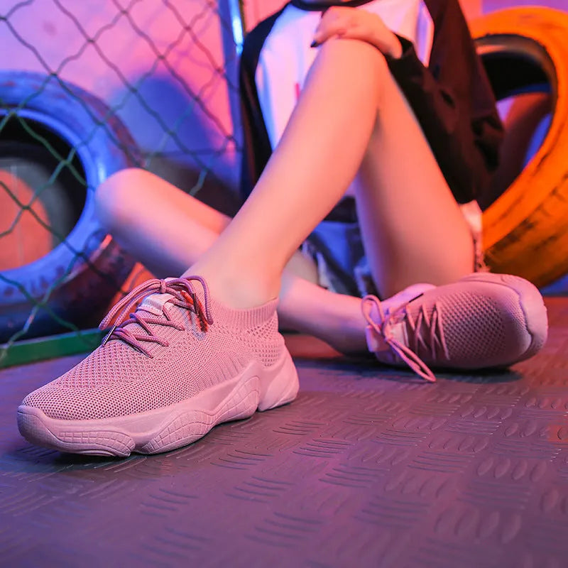 Women's white thick-soled woven sports shoes with a front strap and round toe