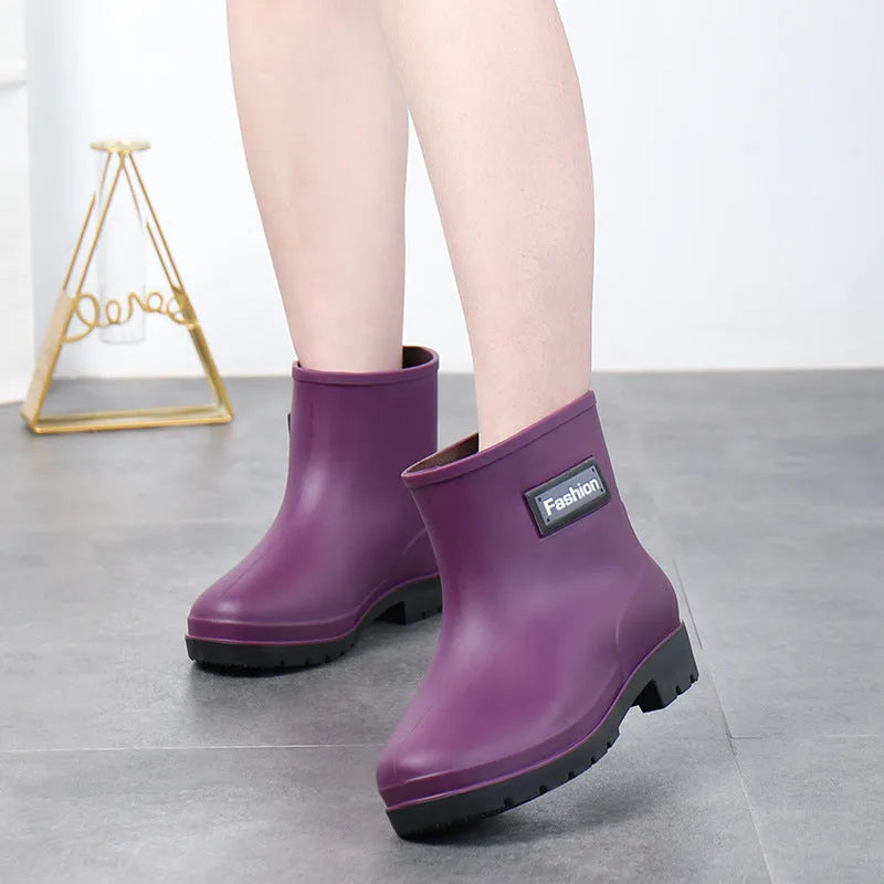 Women's PVC mid-calf rain boots in four colours, shown with optional warm linings.
