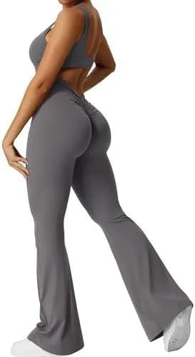 Women's sleeveless flare jumpsuit for yoga and fitness in high-elasticity polyester fabric.