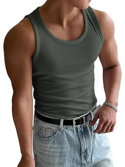 Men's tight-fit polyester fitness t-shirt with wool lining for gym workouts