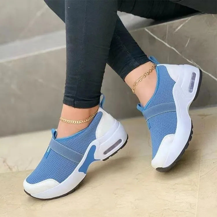 Women's lightweight flat sneakers in multiple colours with mesh upper and rubber sole