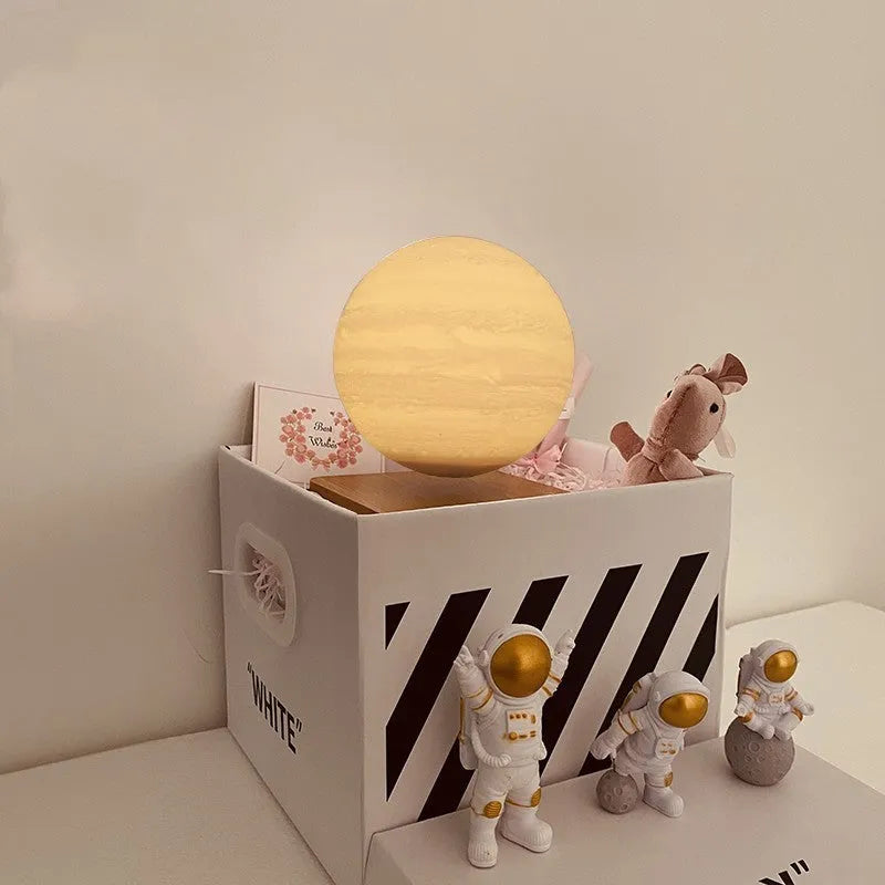 USB magnetic levitation planet night light with floating display and astronaut figurines