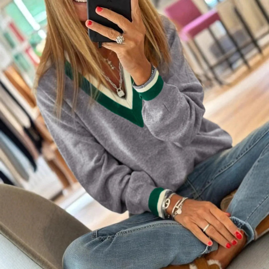 Casual loose knitted top for women in solid colour, polyester pullover sweater, available in sizes S to XL