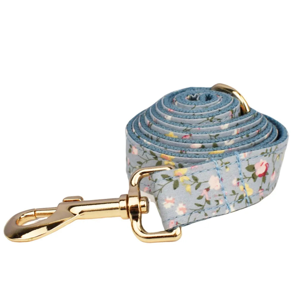 Dog collar set with floral polyester cotton bow attachment in five sizes