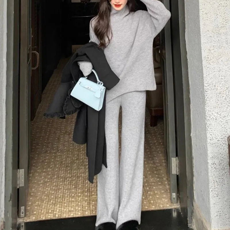 Women's casual acrylic sweater and wide leg trousers two-piece set in solid colour