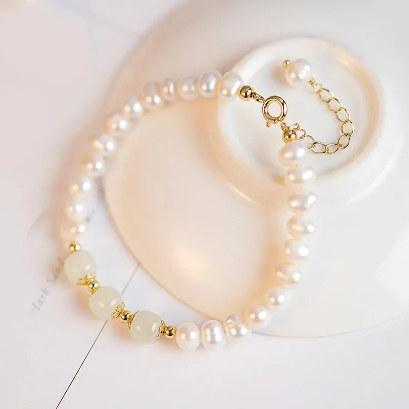 Freshwater pearl bracelet with diamond-shaped design in Hetian jade electroplated colours