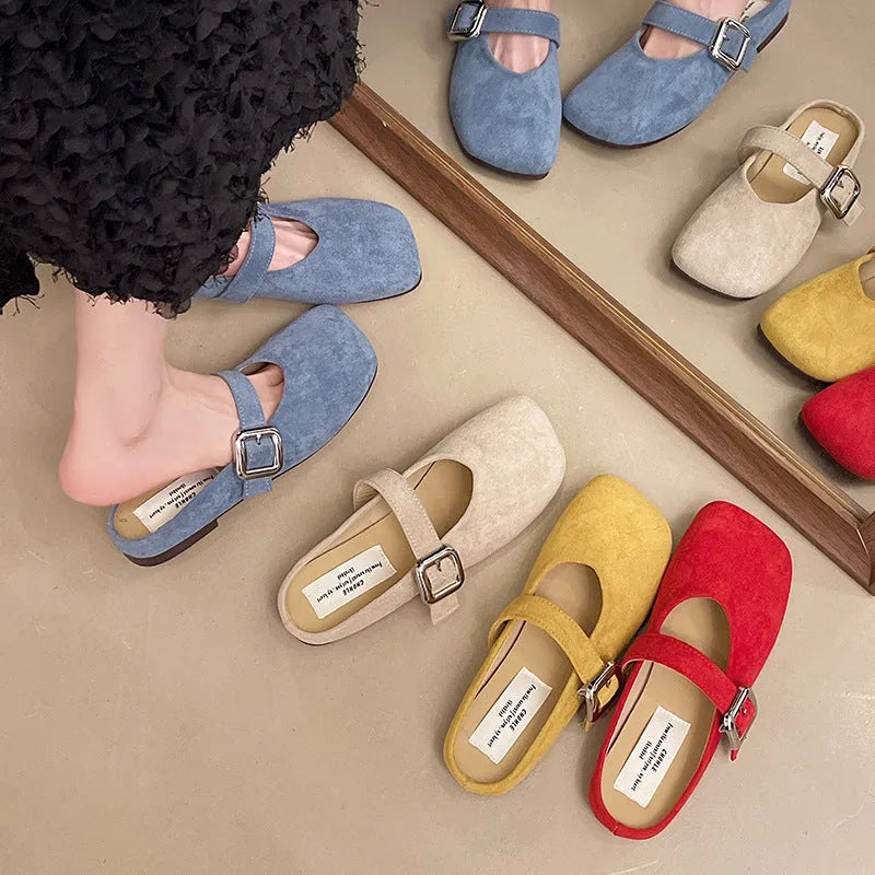 Women's flat closed toe half slippers in square toe design with rubber sole
