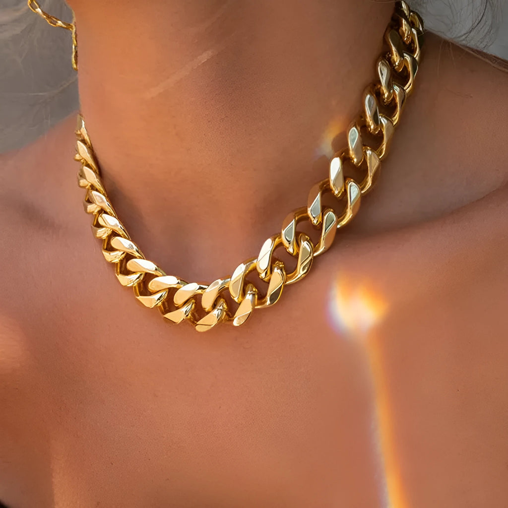 Gold colour thick chain women's necklace, 32cm long with a 6cm drop.