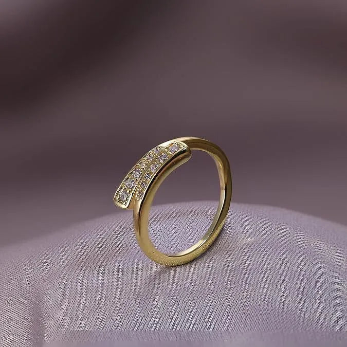 Geometric alloy toe ring with 14K thick gold plating at 0.5 thickness