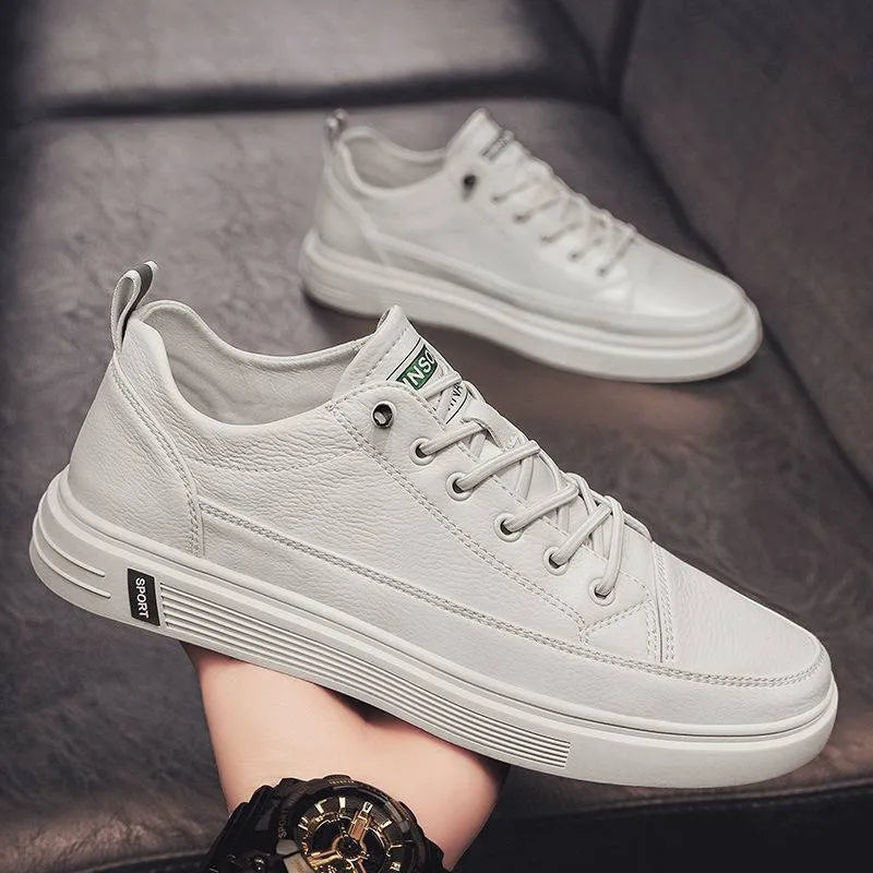 Men's white casual flat shoes with round toe and low heel for summer wear