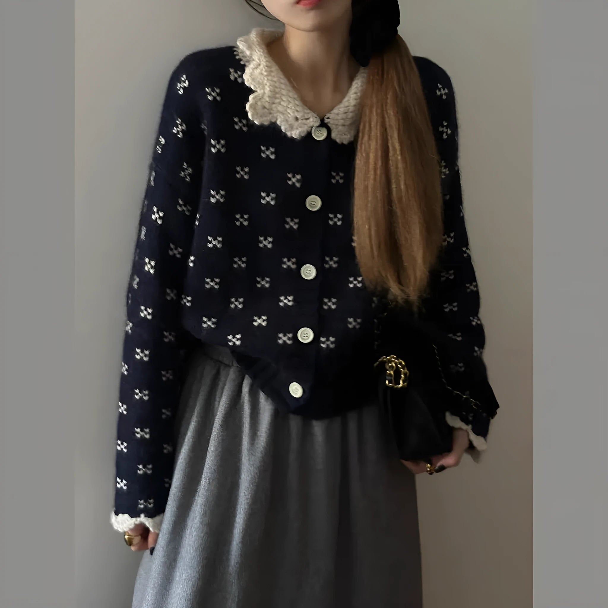 Floral pattern knitted cardigan coat with a Peter Pan collar in grey colour.