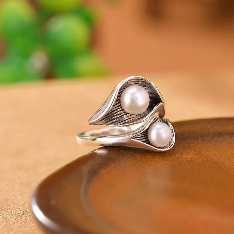 Silver adjustable ring with pearl inlay geometric calla ball design for women