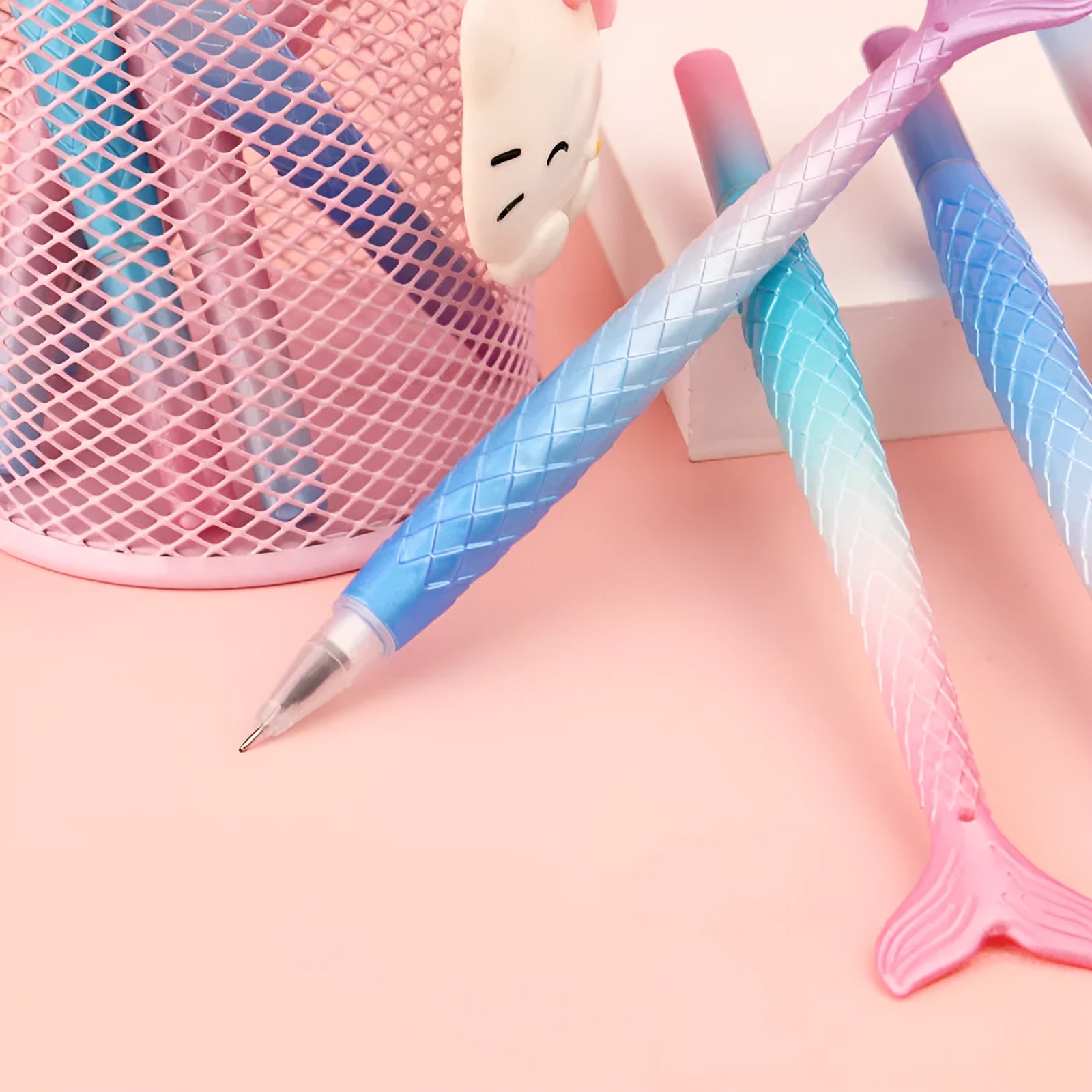Mermaid pen with 0.38mm fine metal tip and plastic shell in random ink colour