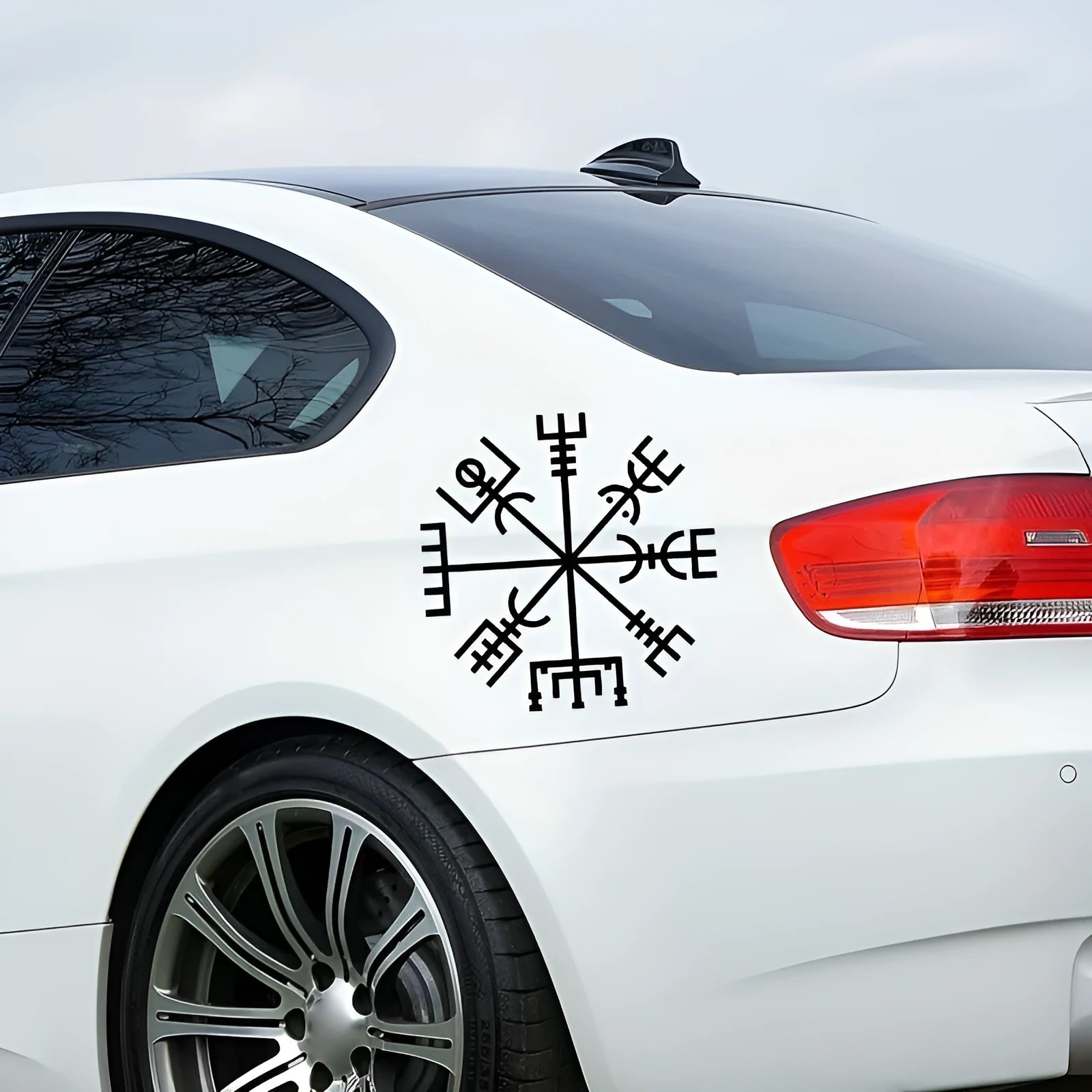Vegetarian No Charm 13x13cm square vinyl car sticker for window decoration