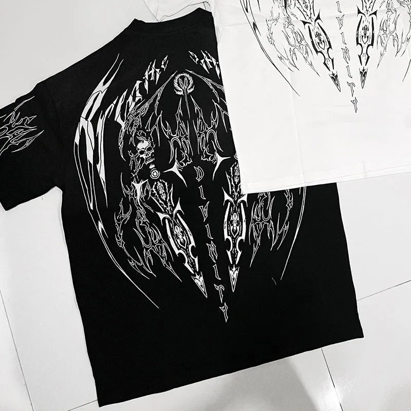 Dark style loose plus size cotton short-sleeved T-shirt with gilding decoration, shown in one of ten available colours.