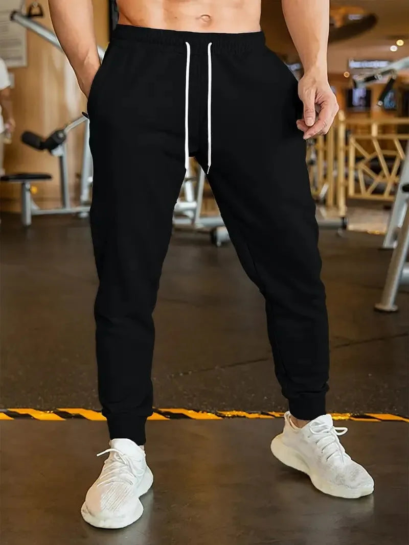 Men's linen leisure trousers with drawstring waist in loose fit design
