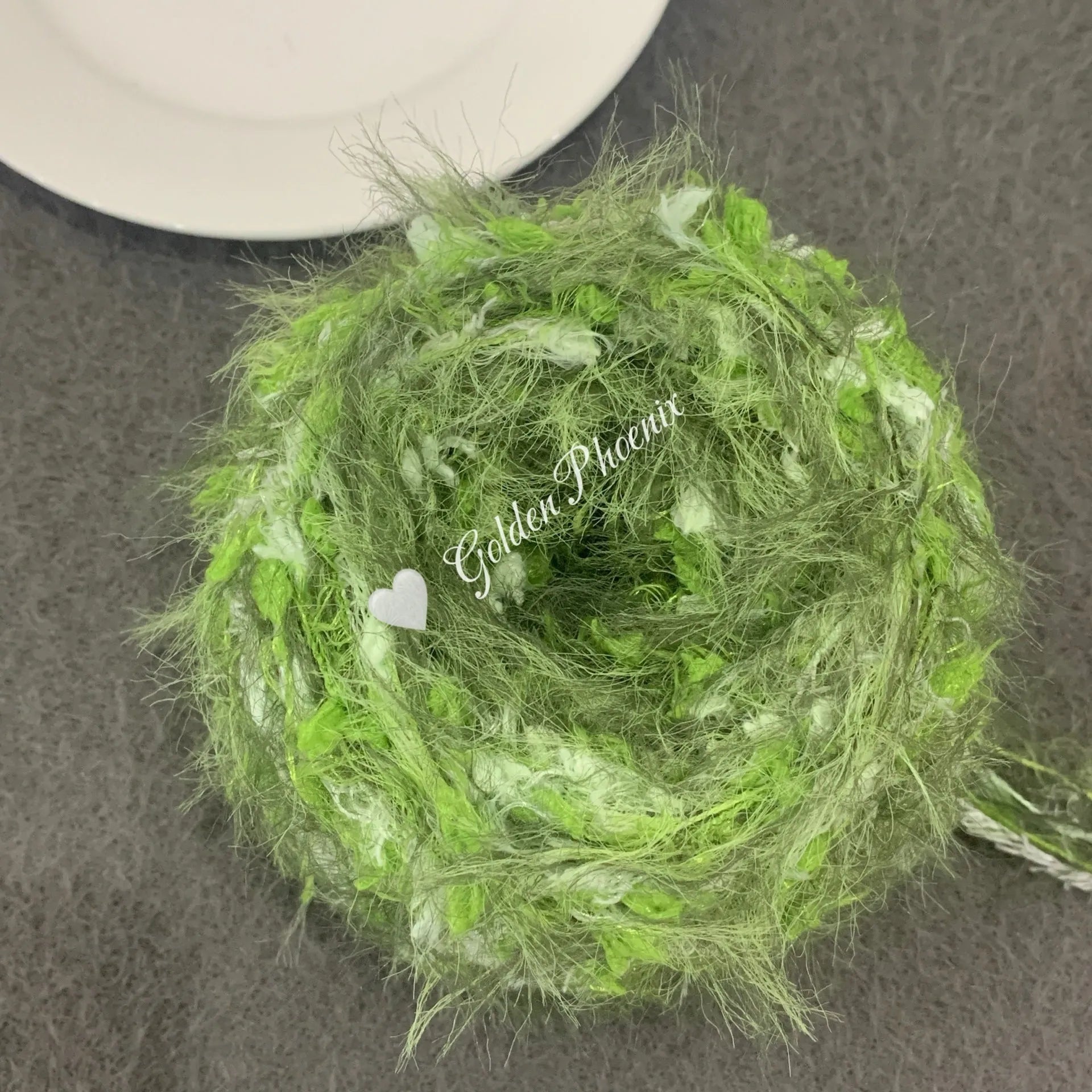 Hand-woven soft polyester braiding thread in green colour 6 strands 100g roll
