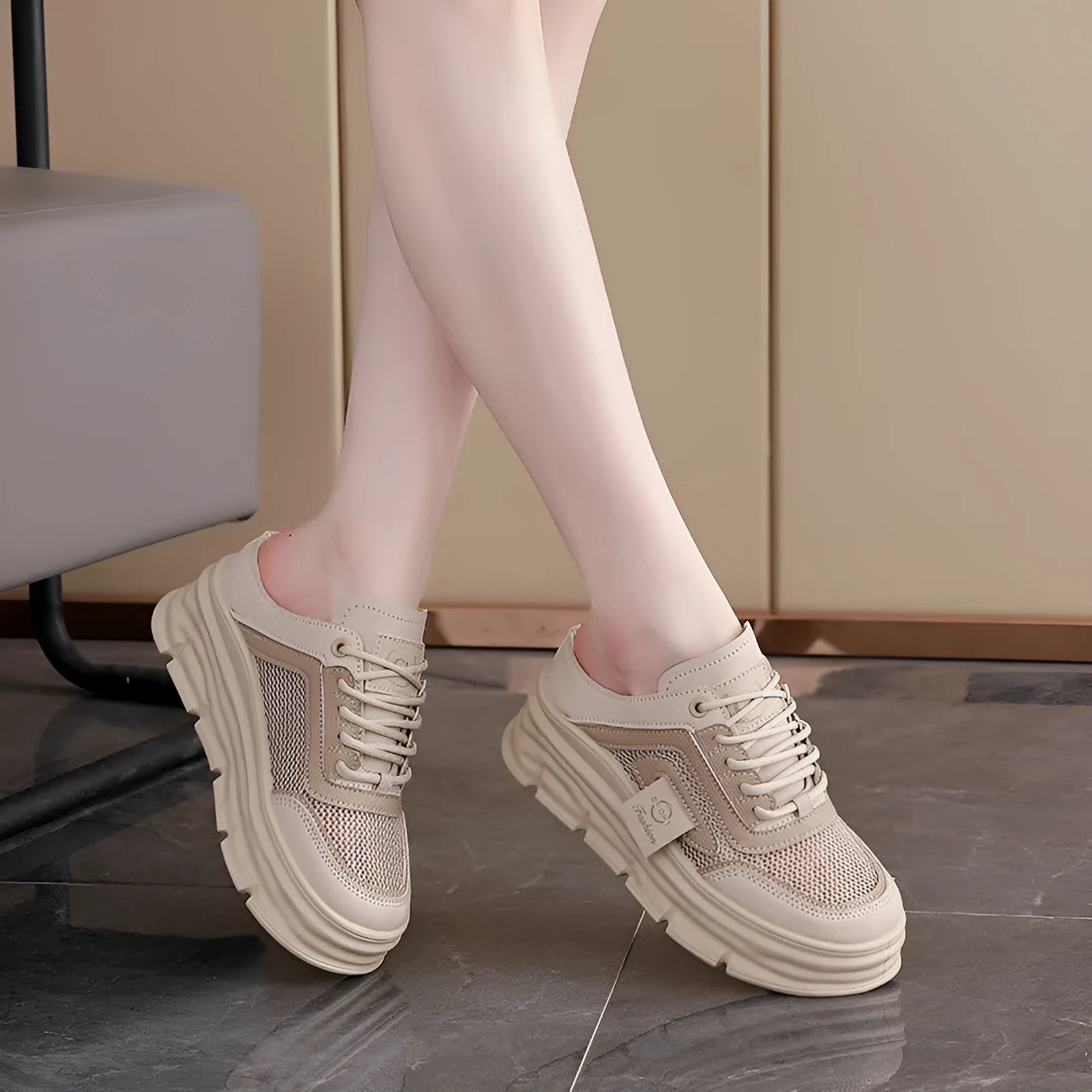 Women's black mesh half slippers with height-increasing insole and round toe design