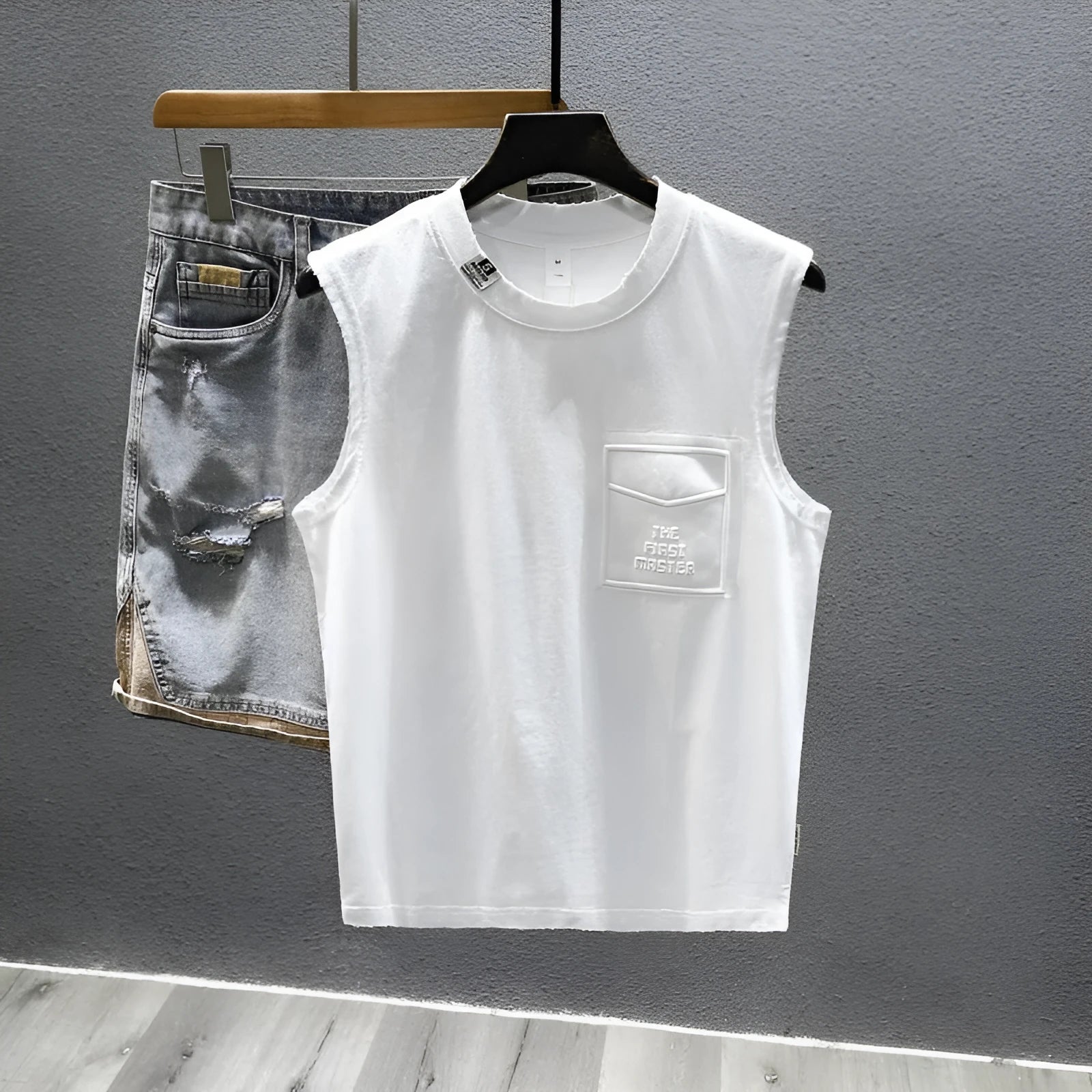 Men's loose fit cotton sleeveless t-shirt in black and white colours for gym wear