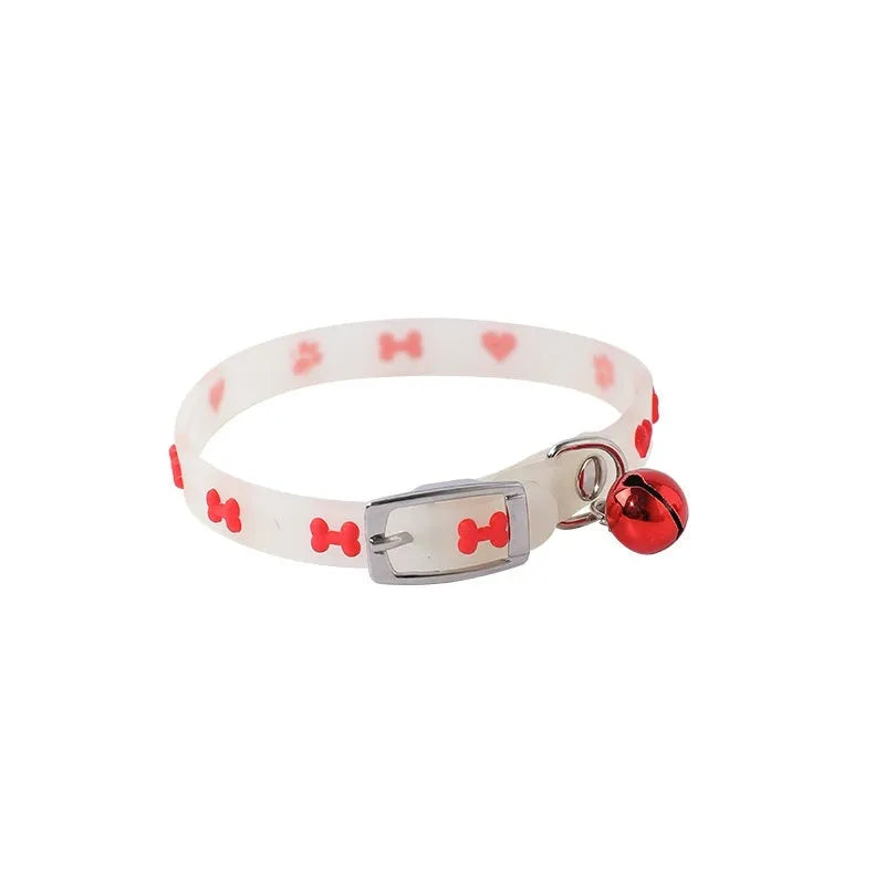 Adjustable luminous cat collar with silicone rope chain and metal bell in one of four pattern styles